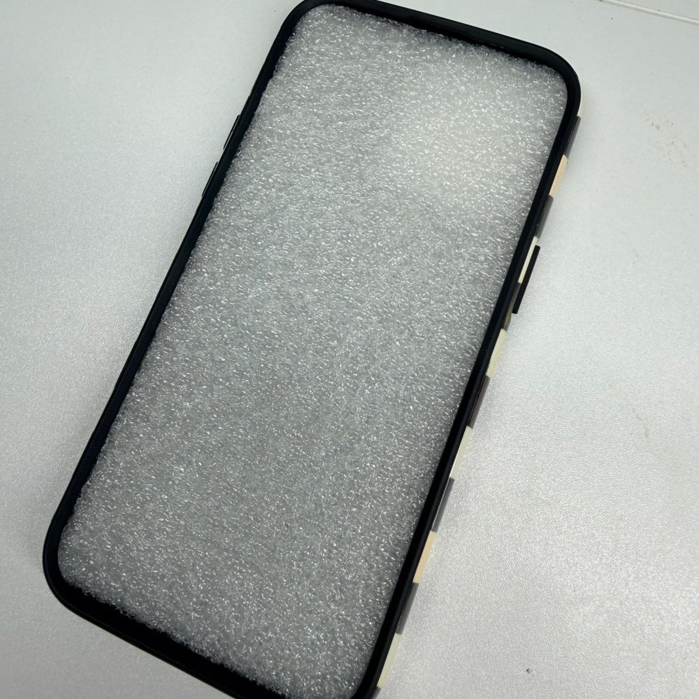 IPHONE 14 Pro Max Phone Case Black Cream Checkered Generic NEVER USED! - Picture 4 of 4